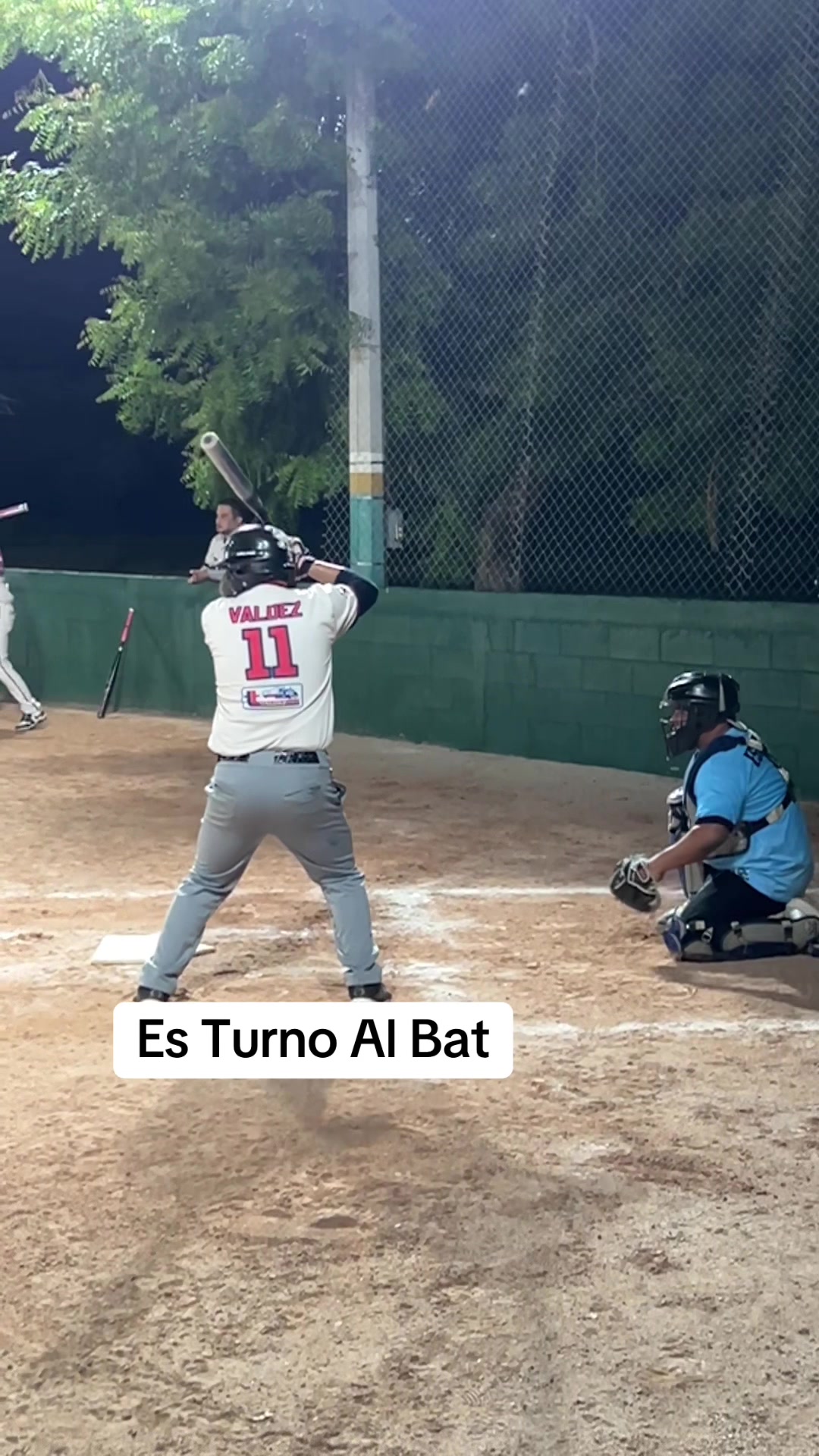 @Es Turno Al Bat