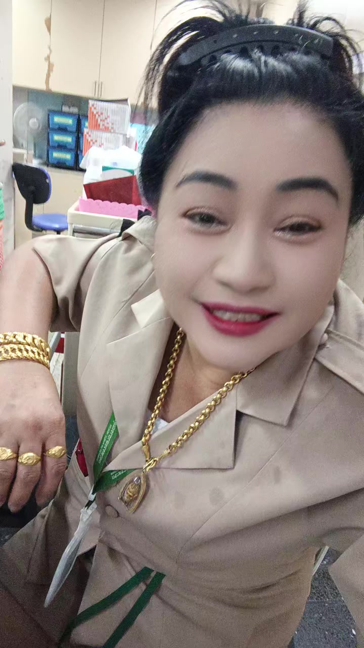 @ชุลีพร ใจเย็น
