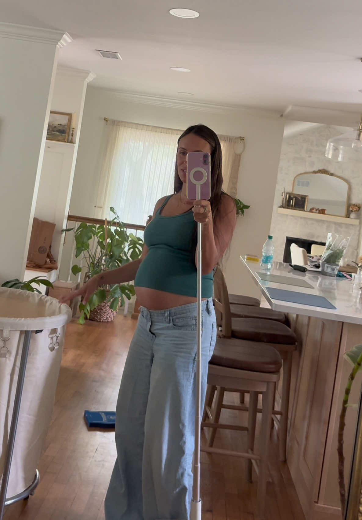 @Ninacbrock