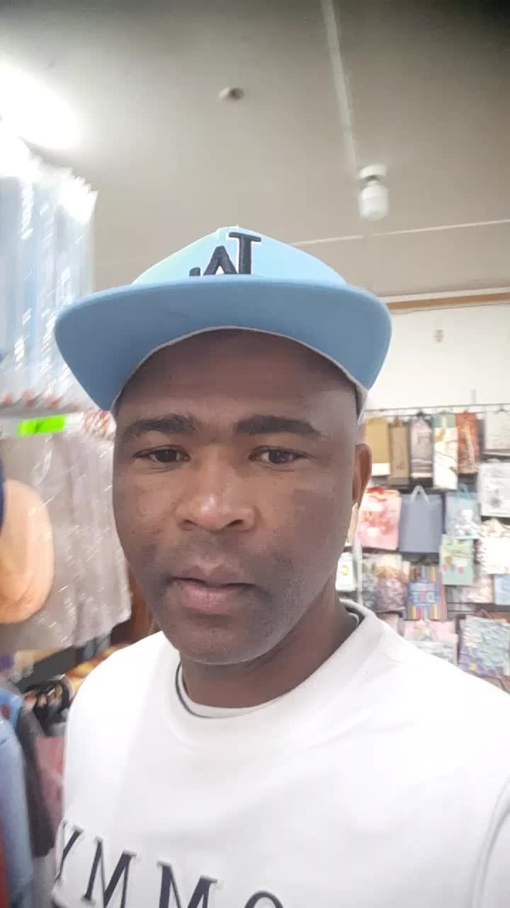 @nolinnoakes.