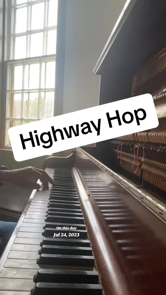 @PEI Sunsets & Old School Piano