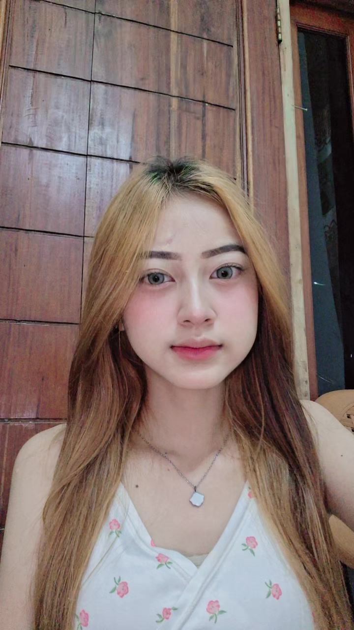 @𝒻𝒶𝓋𝒷𝓁𝑜𝓃𝒹𝒾𝑒