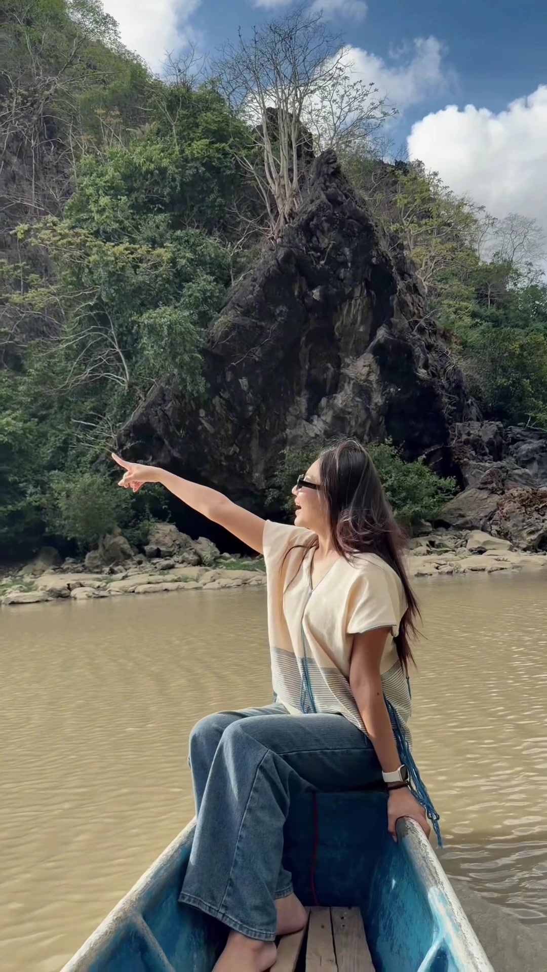@May Myint Mo Official