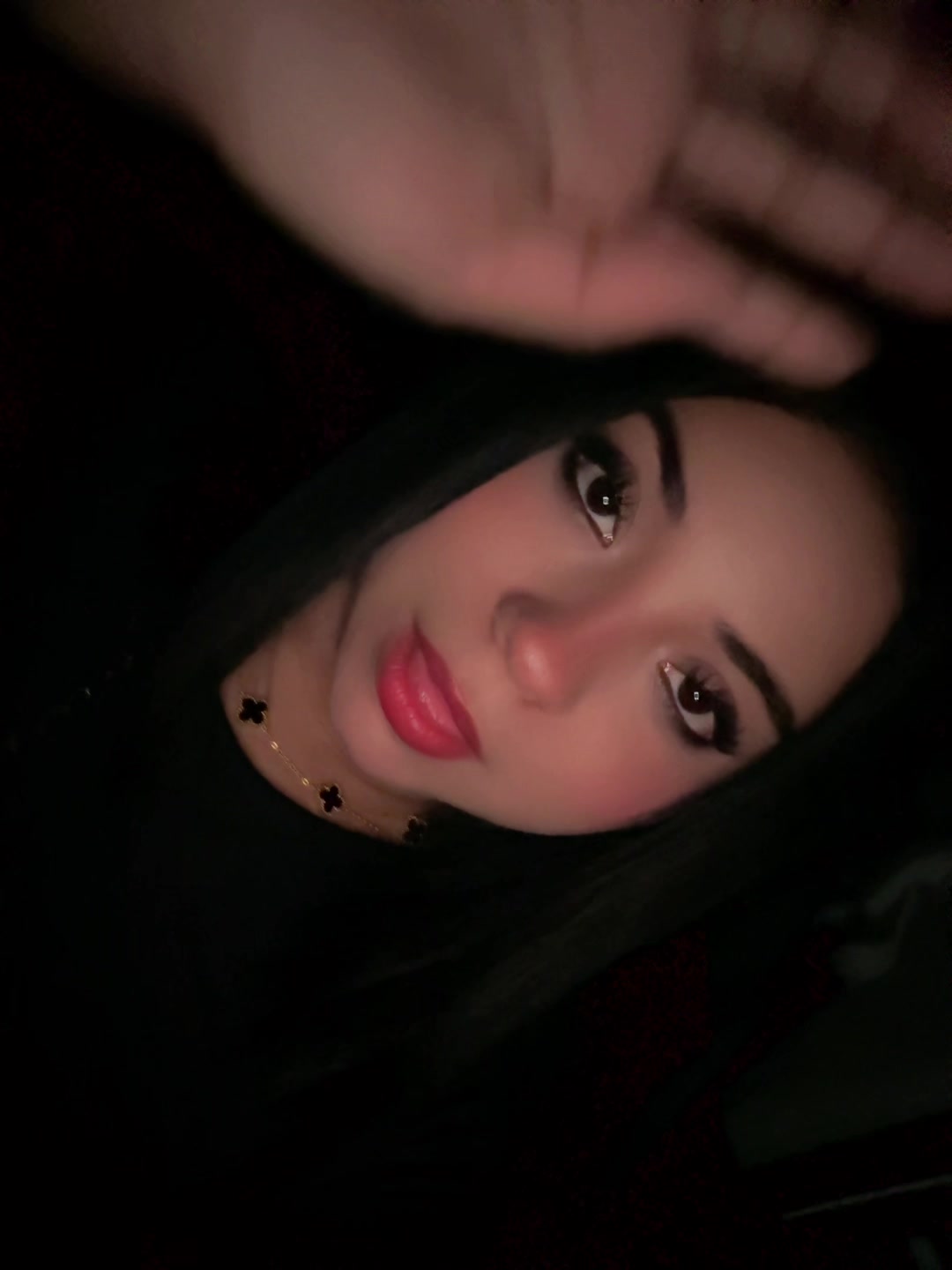 @PRISCILA