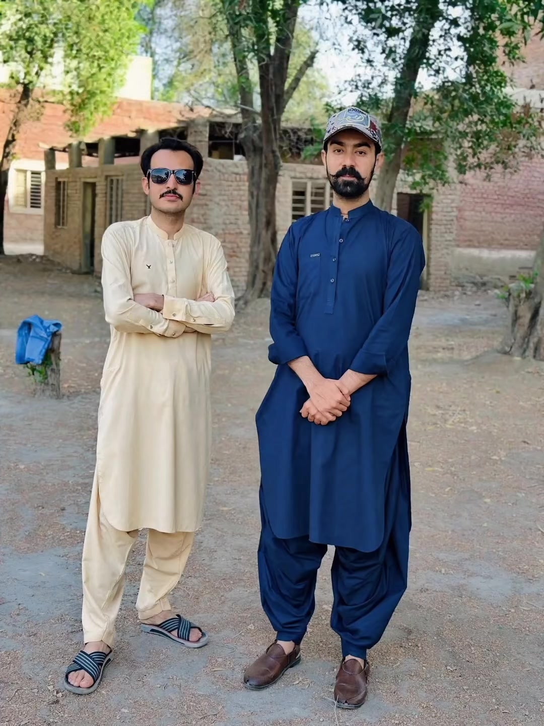 @TANVEER MALIK 🌿