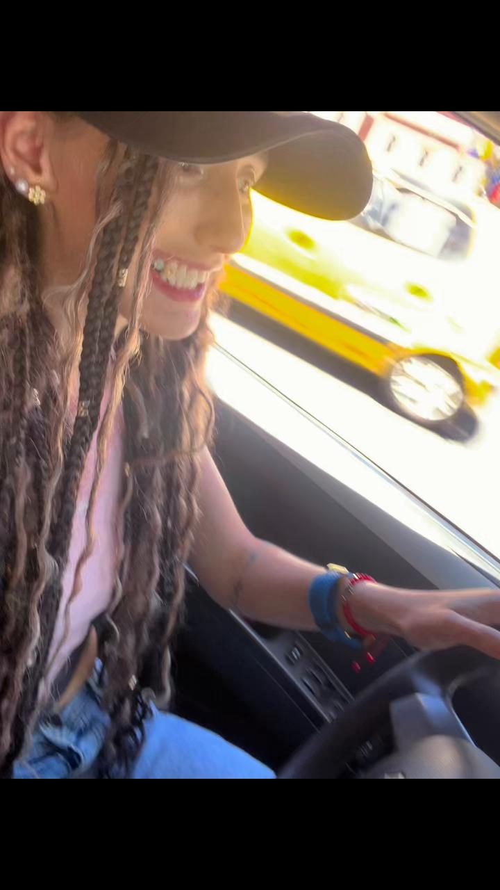 @Mairarey01