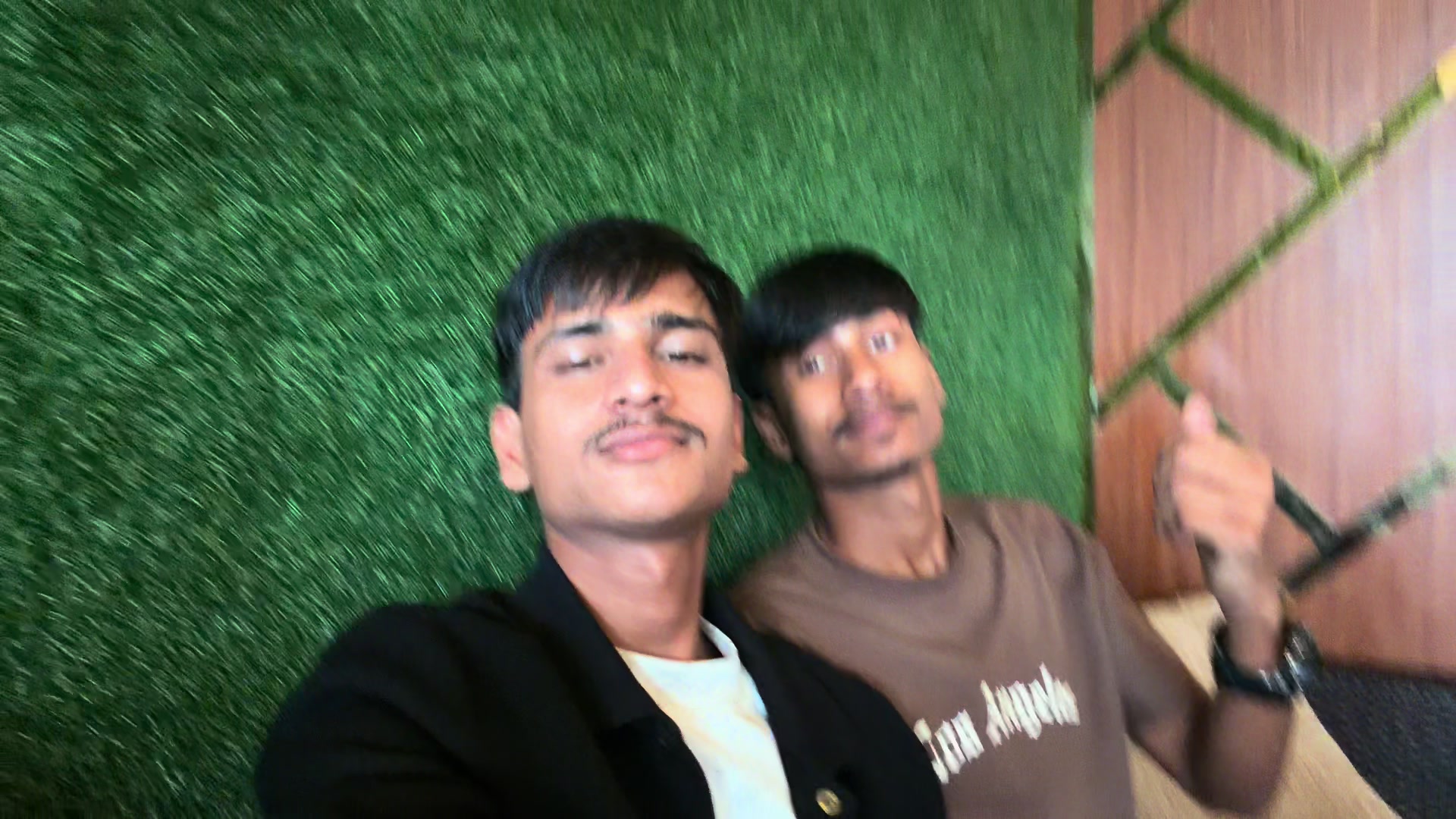 @𝘽𝙡𝙚𝙚𝙙𝙞𝙣𝙜 𝙃𝙚𝙖𝙧𝙩
