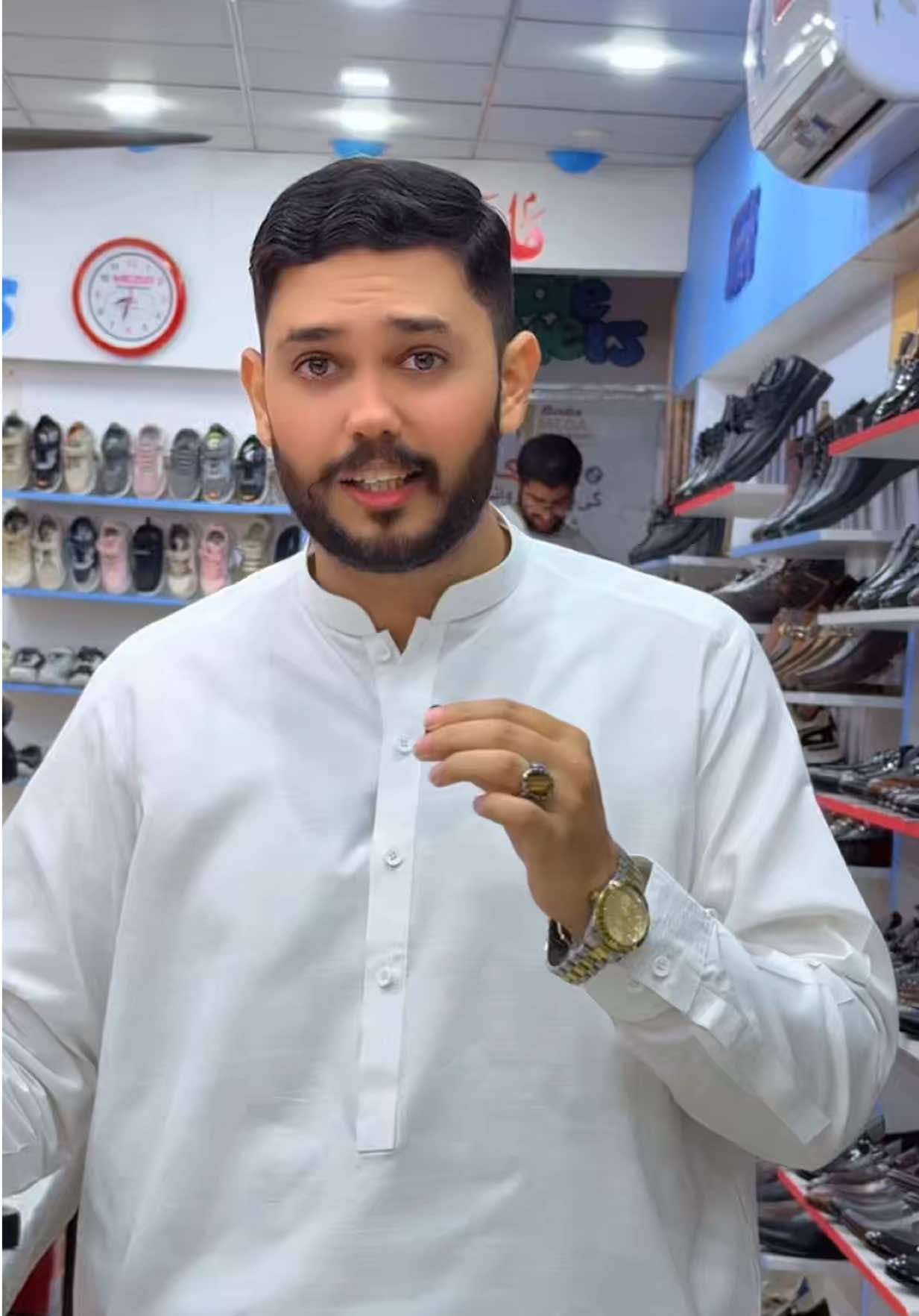 @Mega Shoes point Chakwal