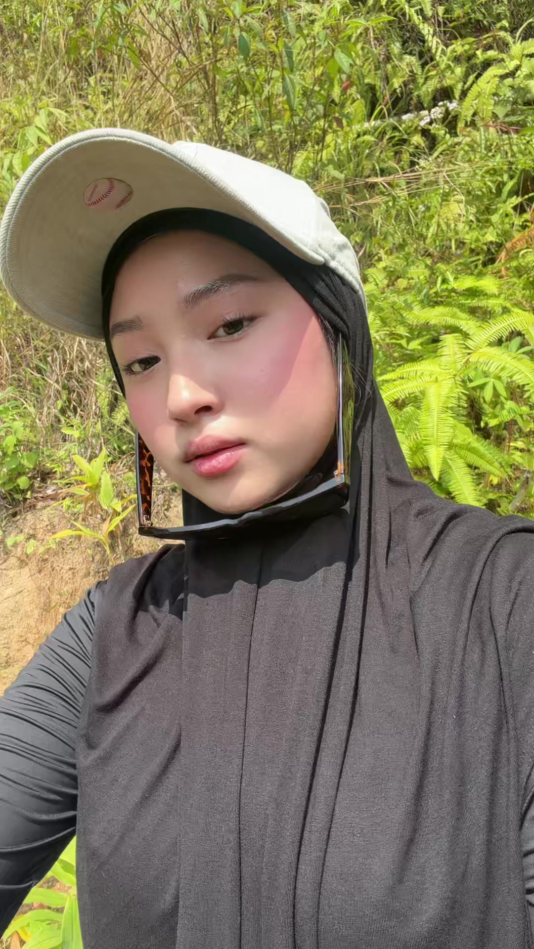 @funi