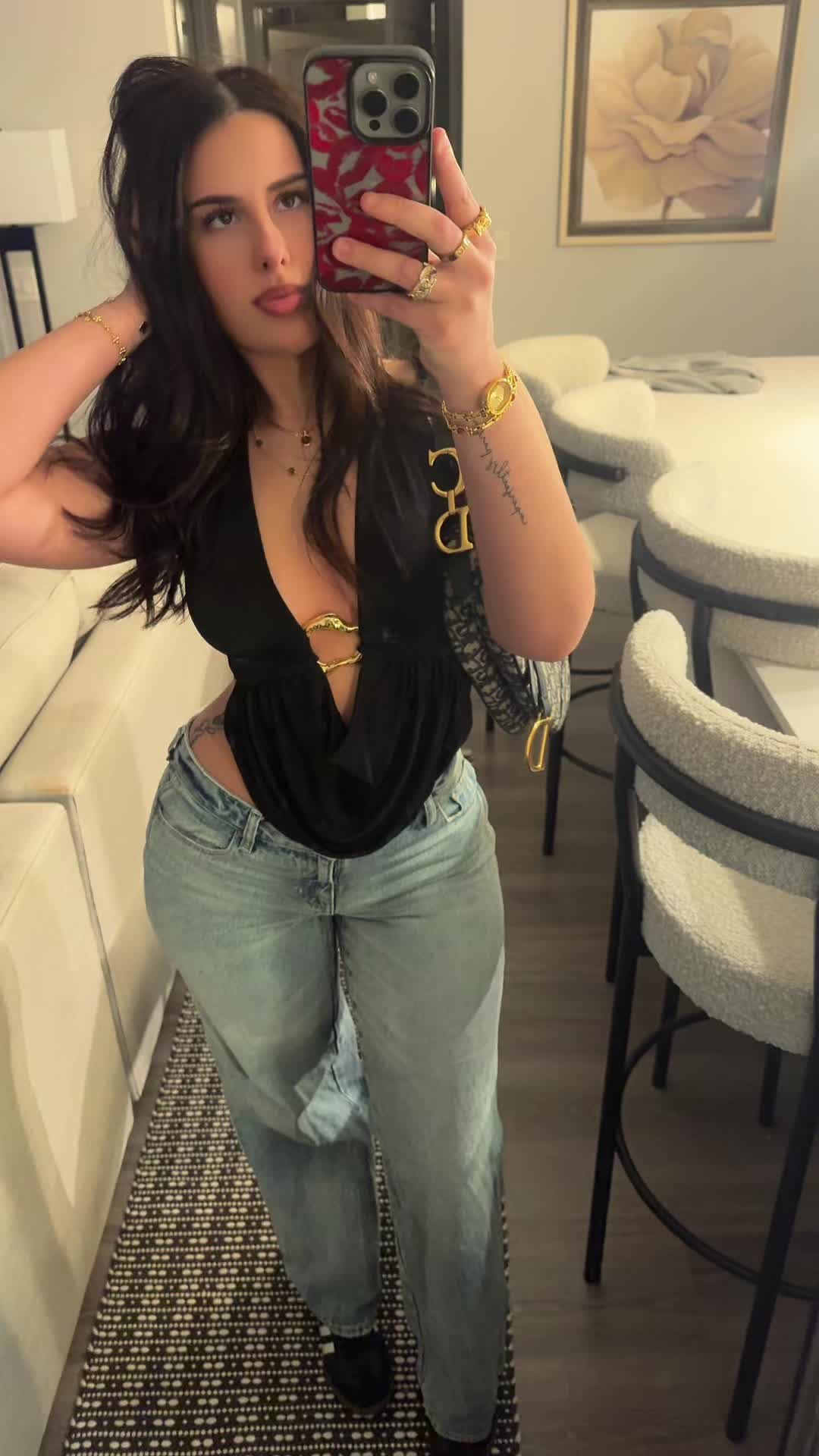 @Nikki 🎀