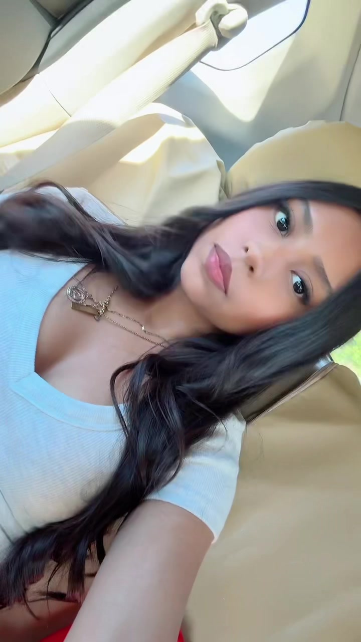 @𝓥𝓪𝓵𝓮𝓷𝓽𝓲𝓷𝓪