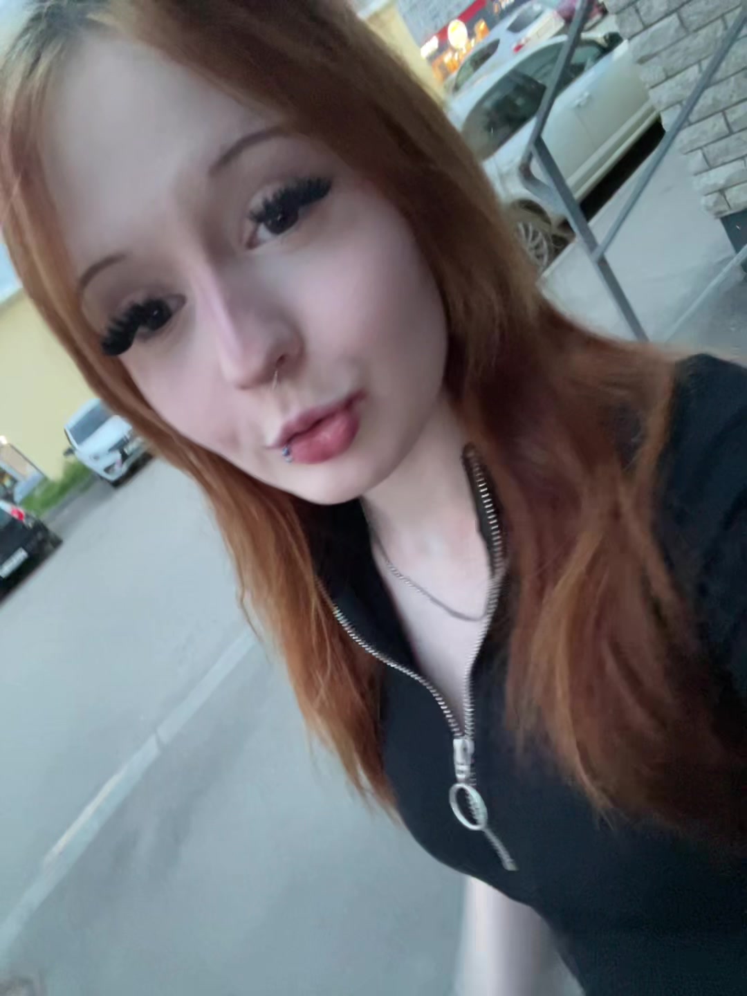 @Ешка