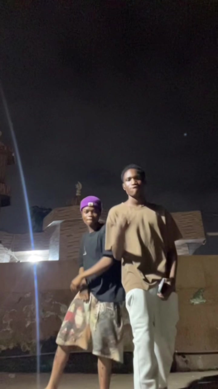 @BiGgEsT iClOuD 🧃