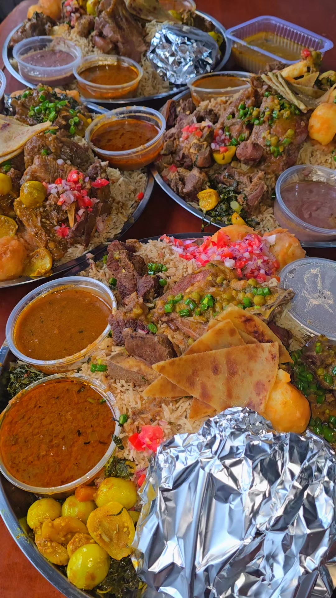 @Zauja Restaurant Lusaniya