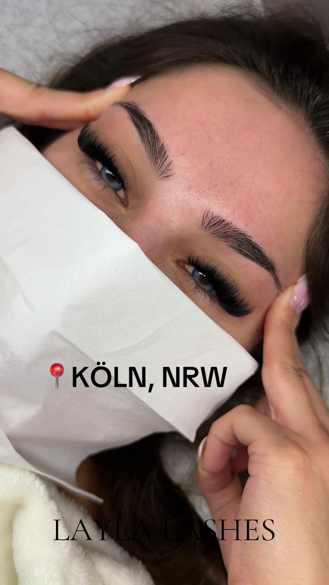 @LAYLA LASHES