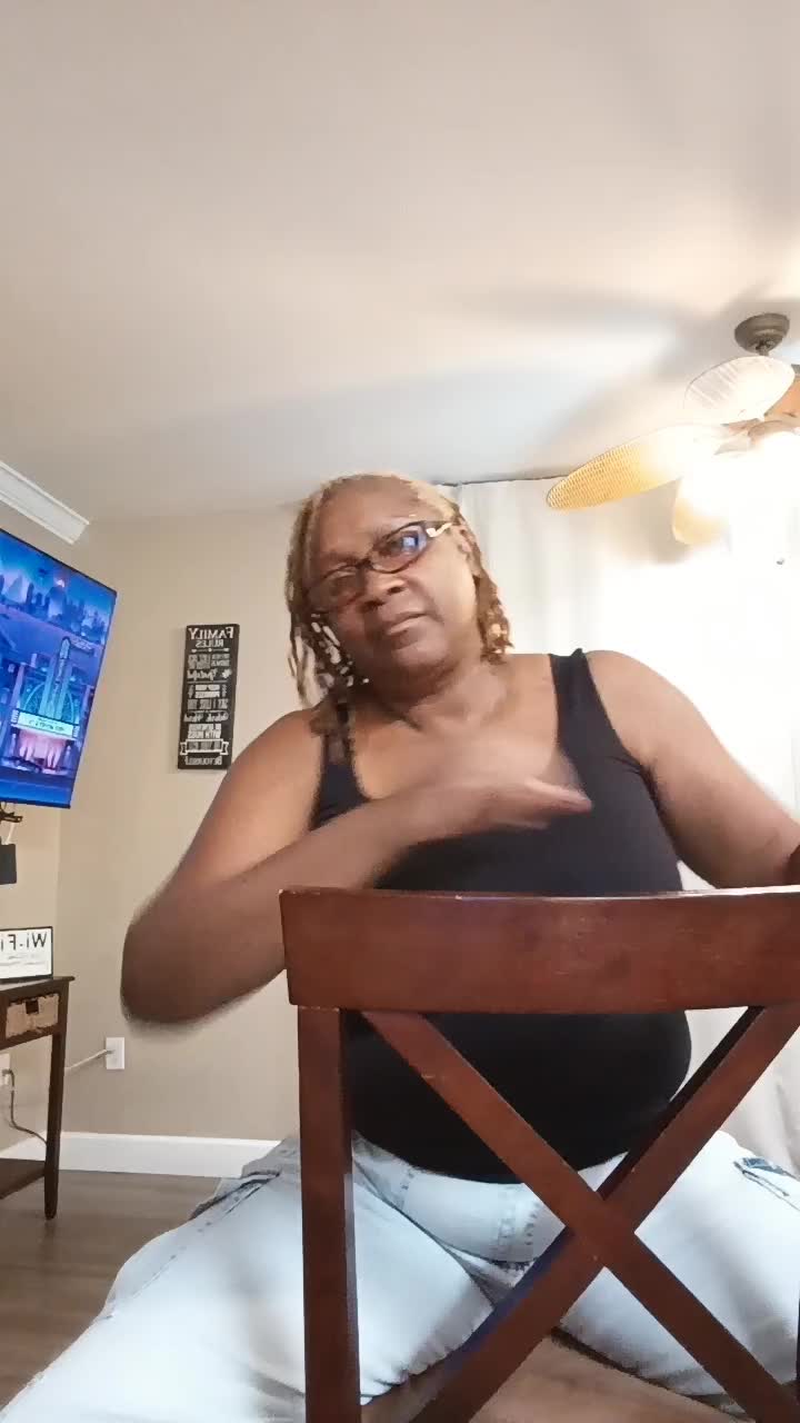 @auntee_carol4life