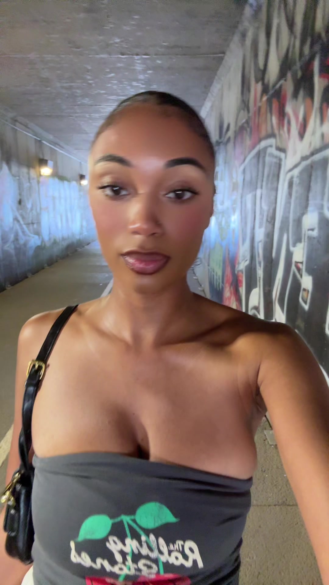 @TheRealGoldenbeautii