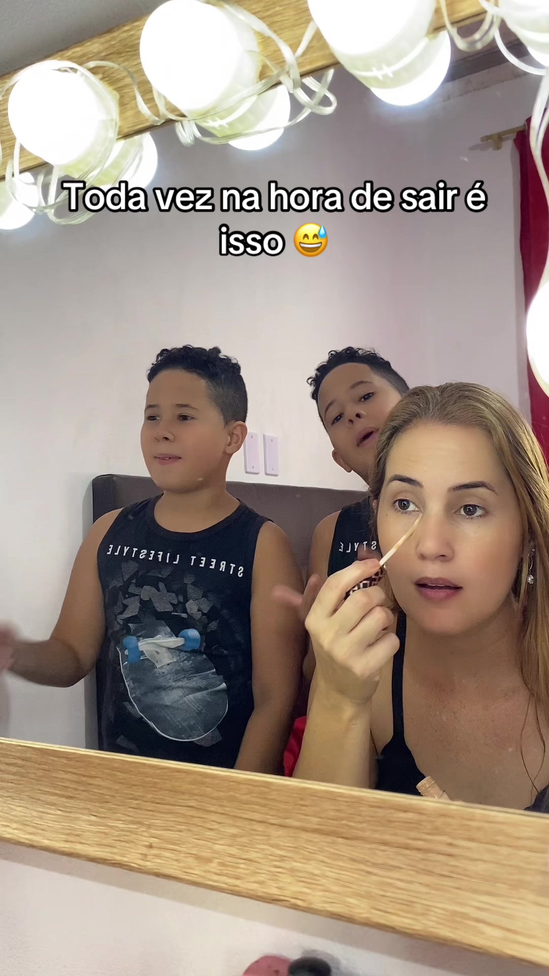 @Tia.dani.e.os.gemeos