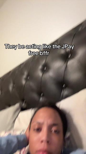 @Kristen K. 🤍