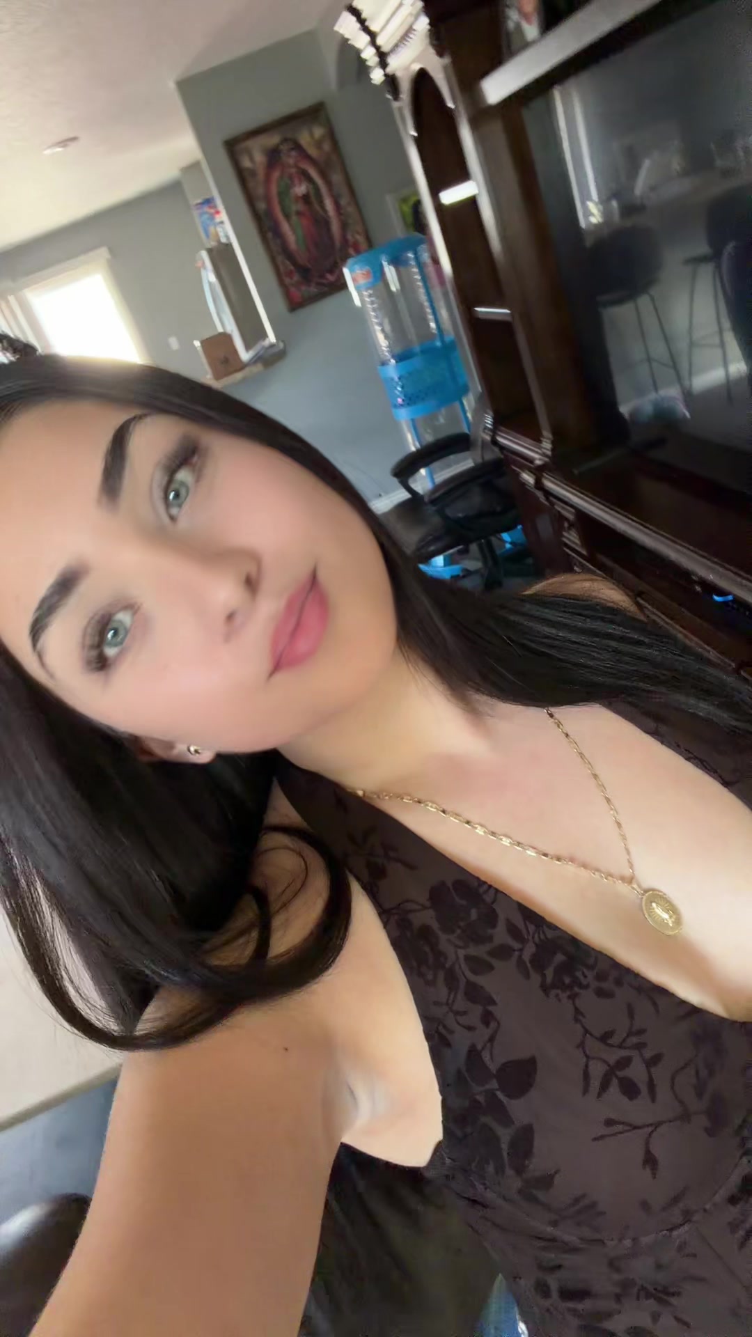 @daniela