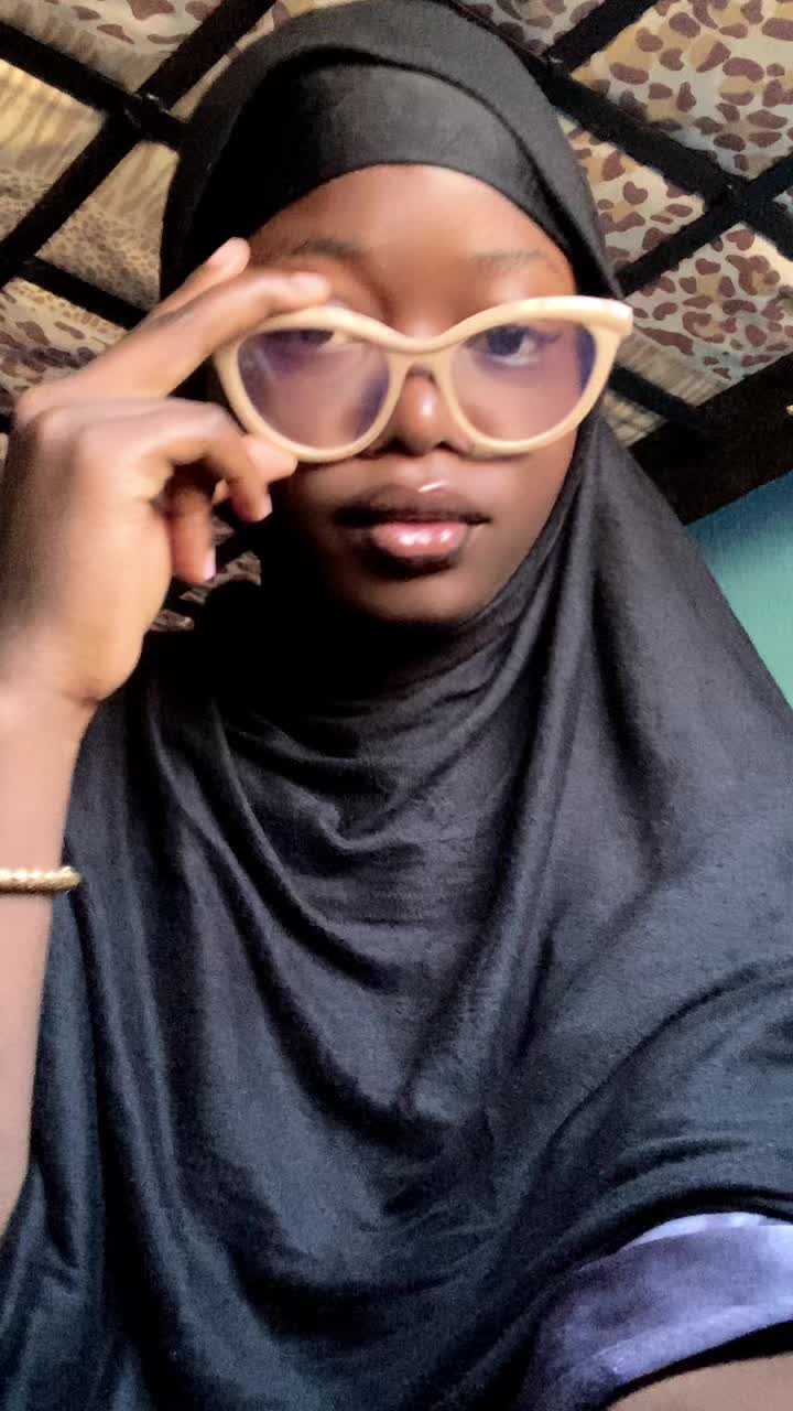 @brown_teemarh