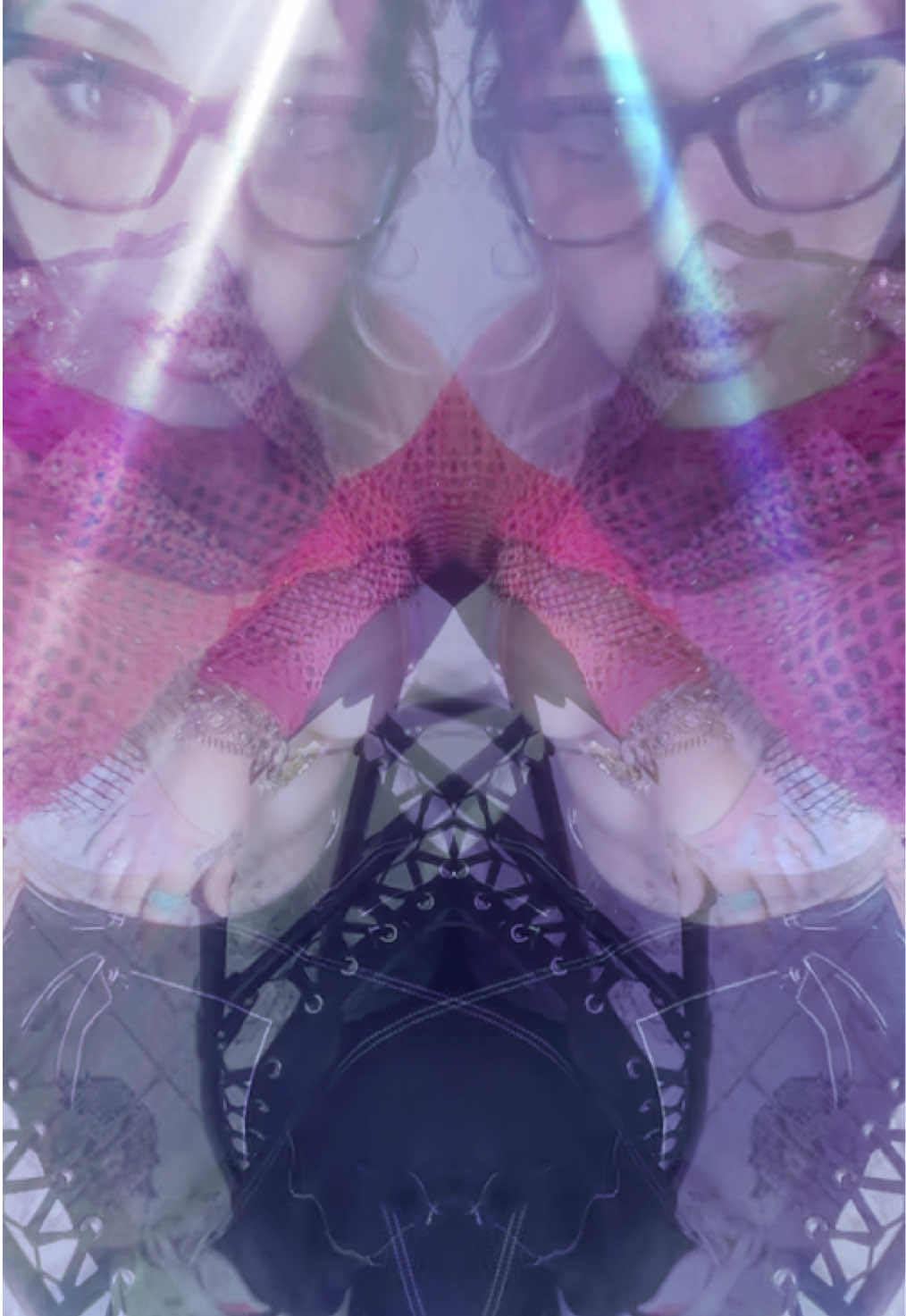 @Dead Queen Pochii ☠️👑🪬💕🥀