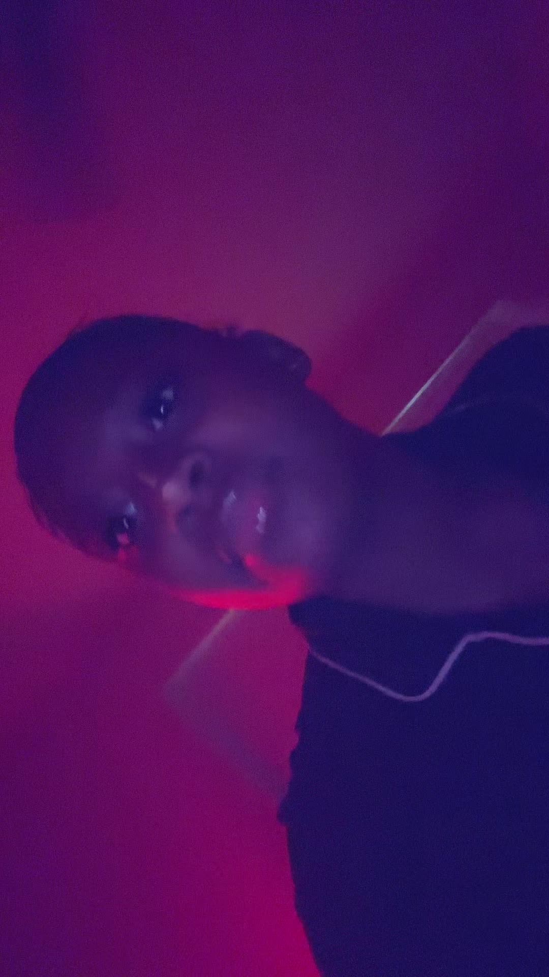 @🖕🏾🫵🏾