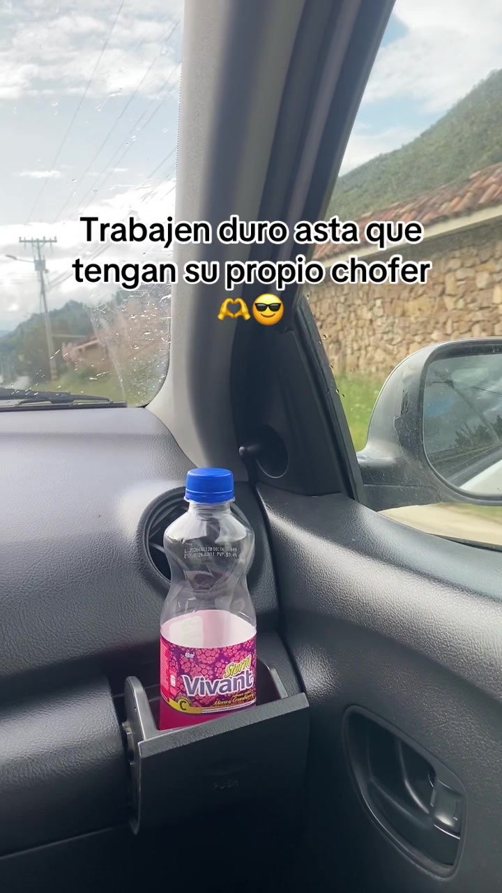 @N &OElig; M I  🍃🍒