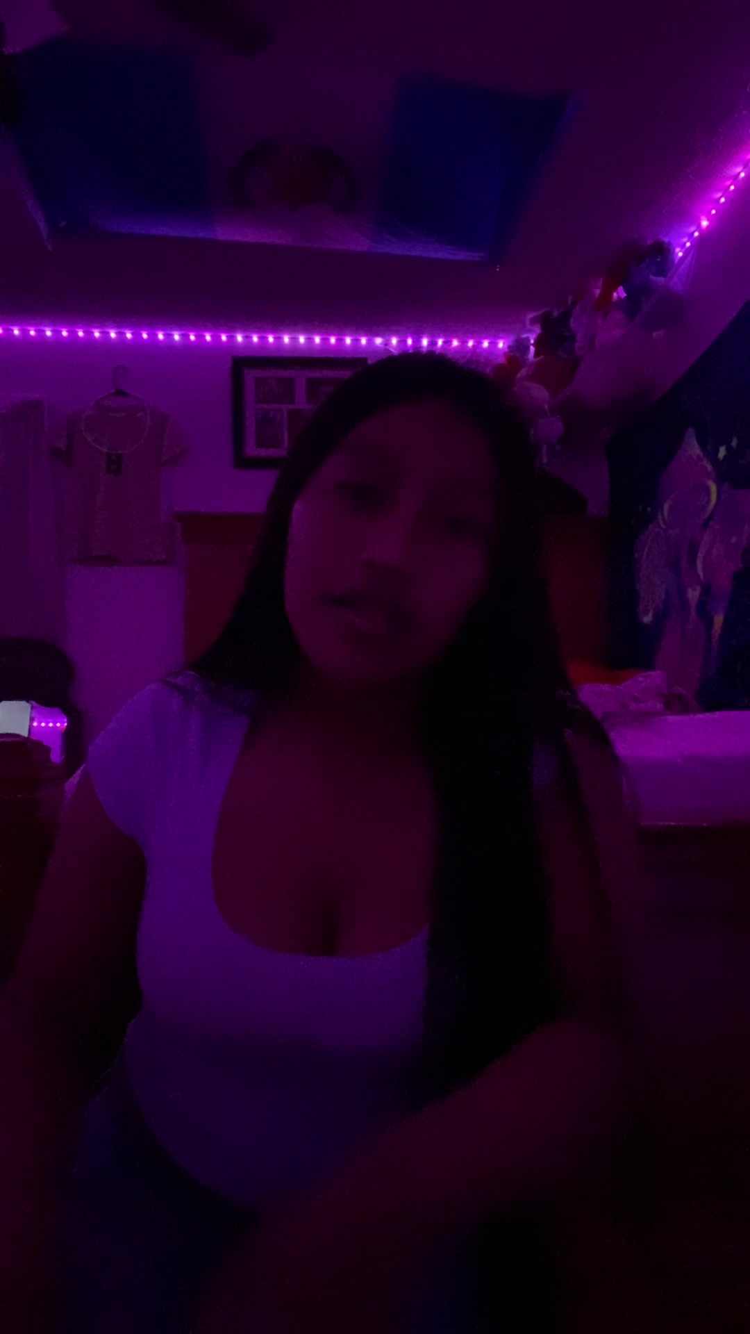 @3lena