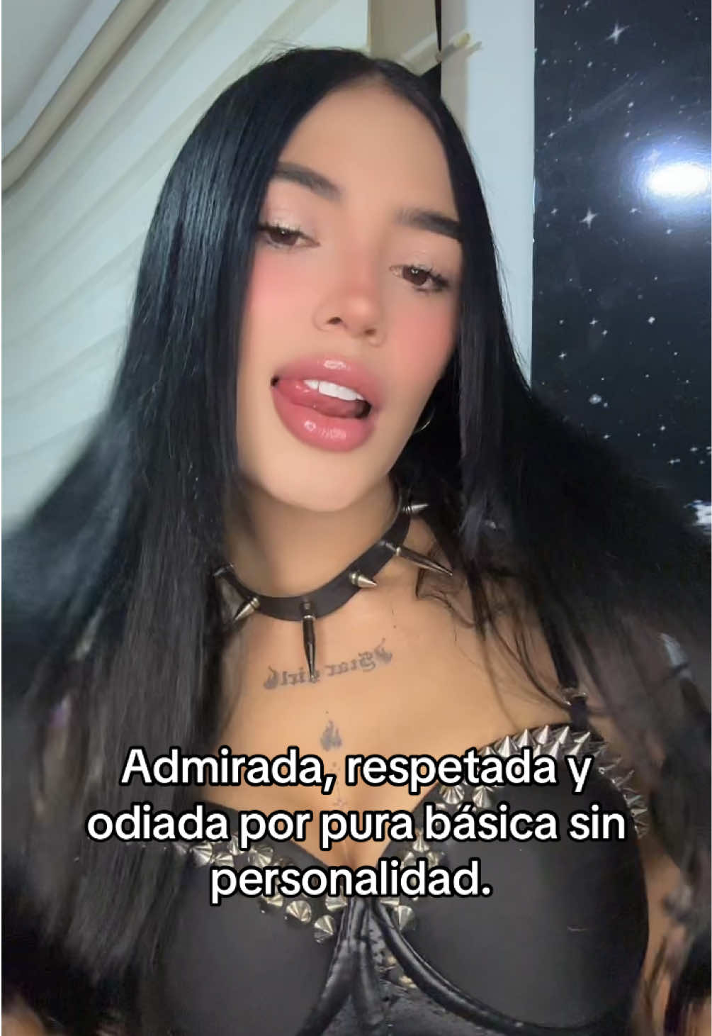@Laura Londo&ntilde;o 🎧🖤🎵