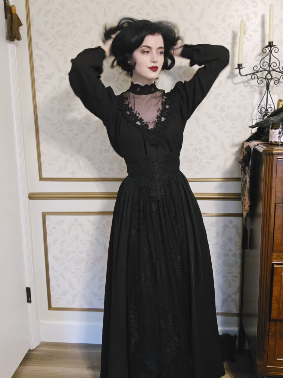 @maudlinoddity