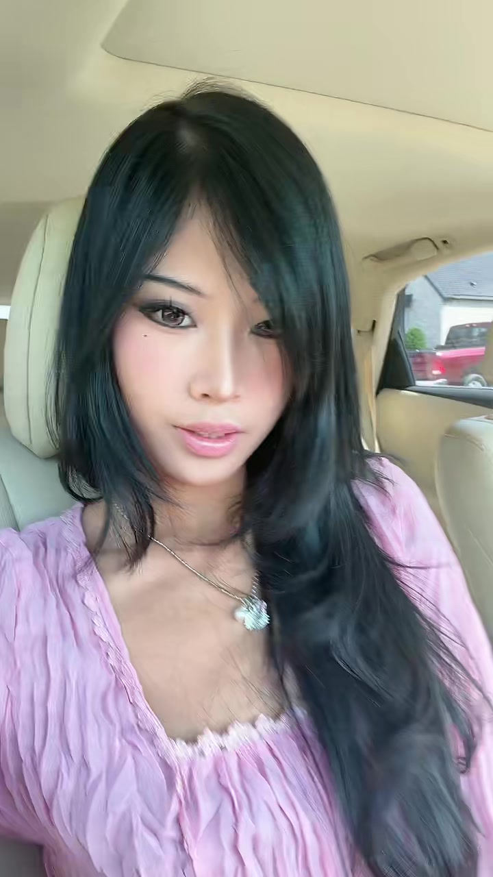@hellokellygirl