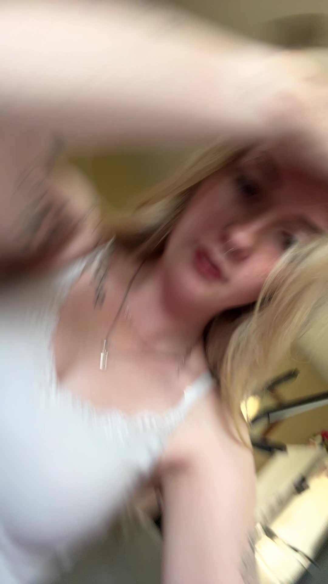 @Zoie<3