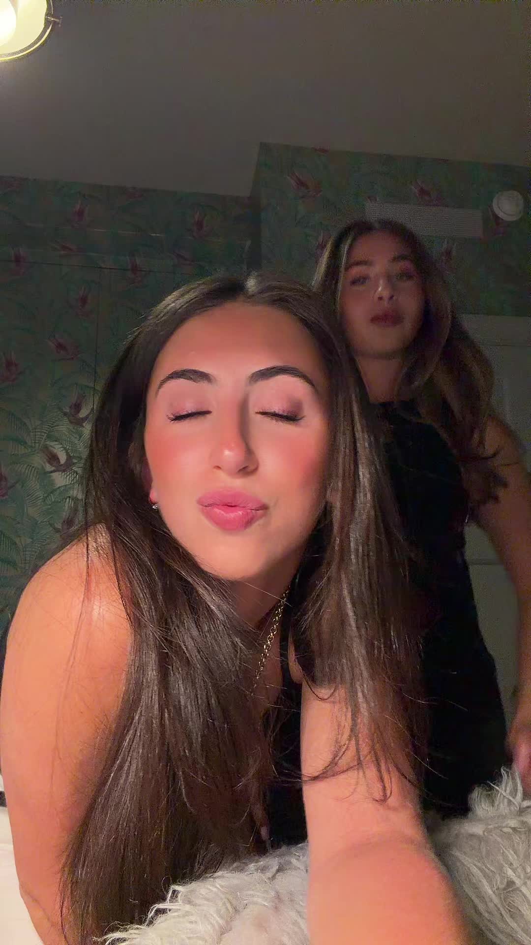 @ava.harkavy