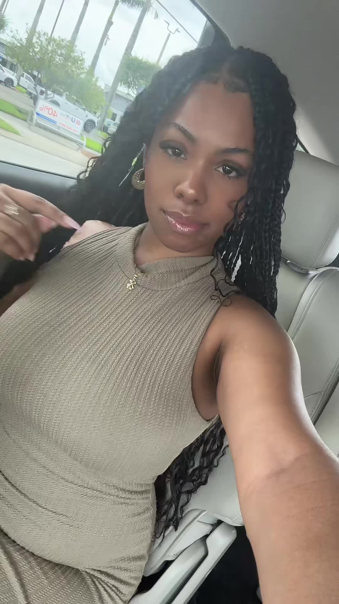@Naomii