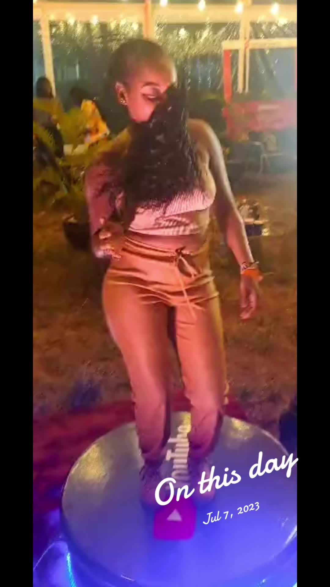 @AlckyM&uuml;llerOgunde