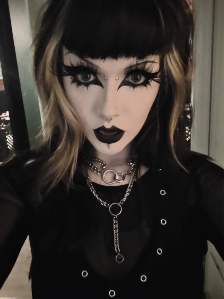 @꧁ ༺ 𝖍𝖆𝖎𝖑𝖊𝐲 ༻ ꧂