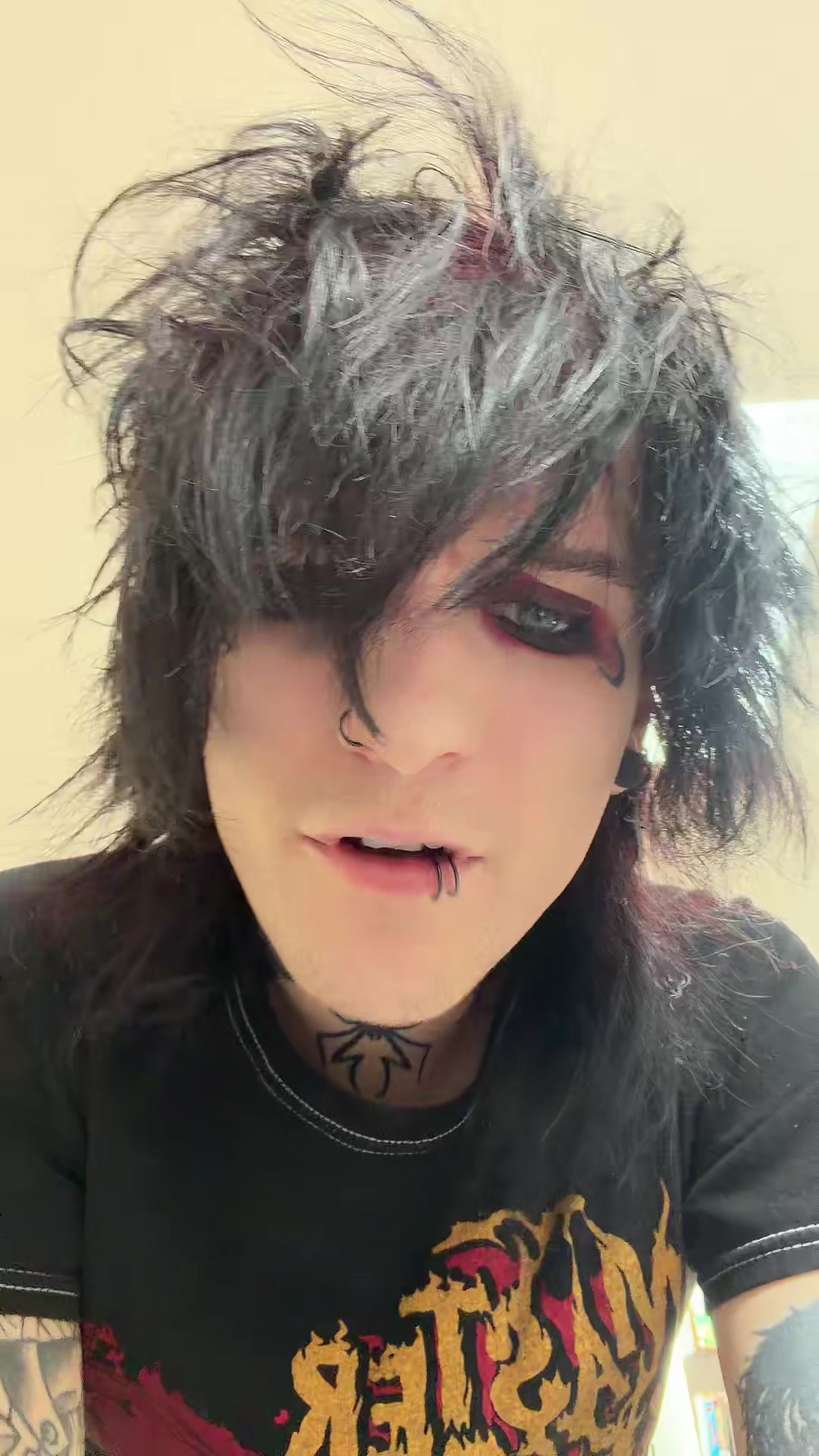 @Johnnie Guilbert