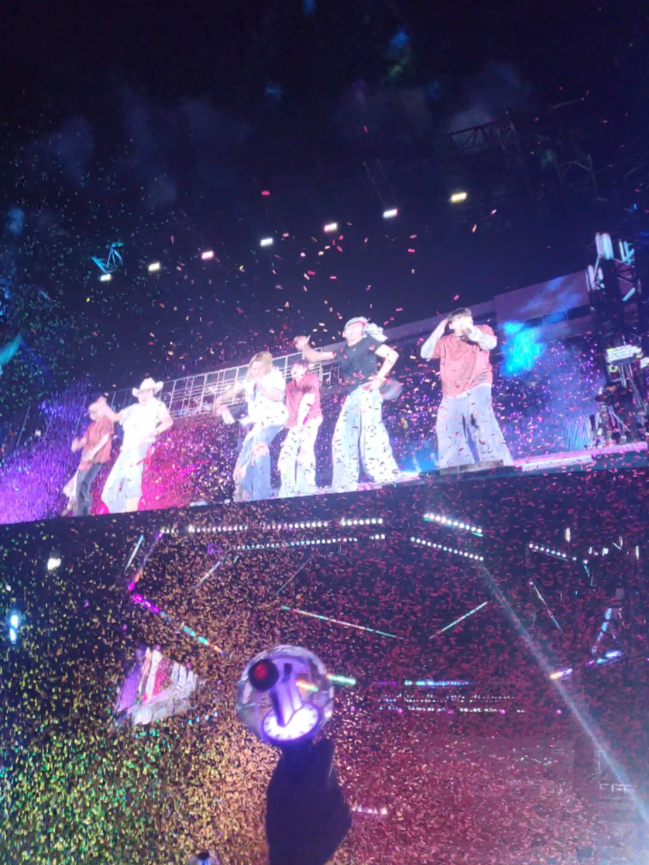 @《&pound;MMA ⁷ 🇳🇬》saw bts live