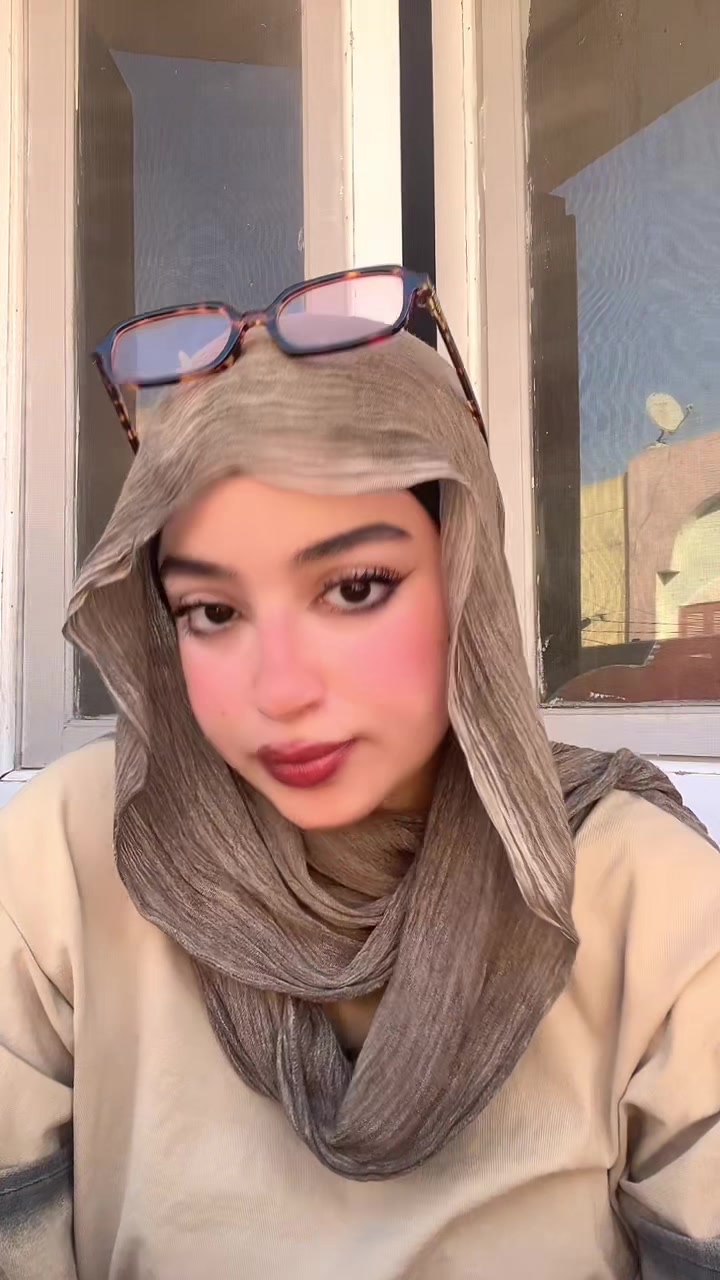 @الإيموزي سموزي جيرل 🧛&zwj;♀️❇️