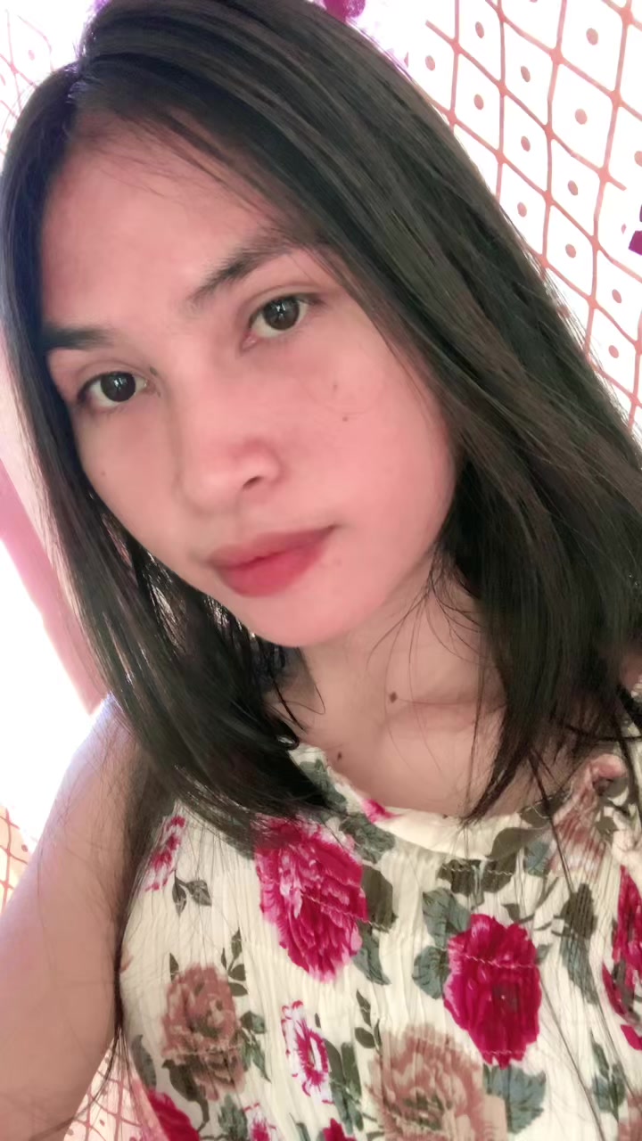 @🧜🏻♀️