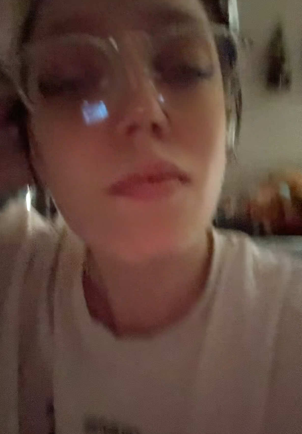@vicaroni