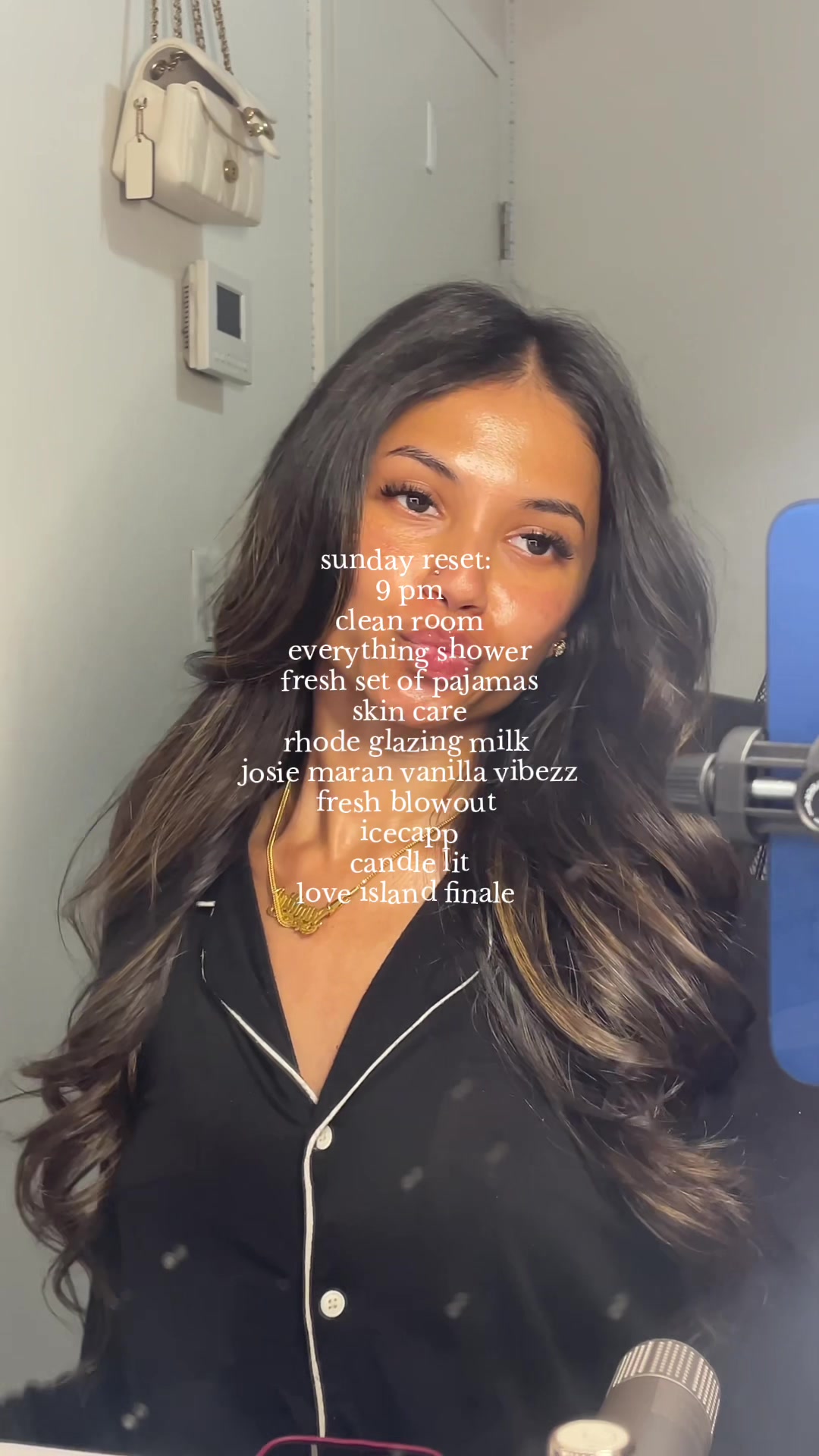@𝒮
