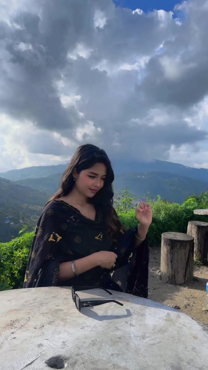 @Annu Chaudhary💙