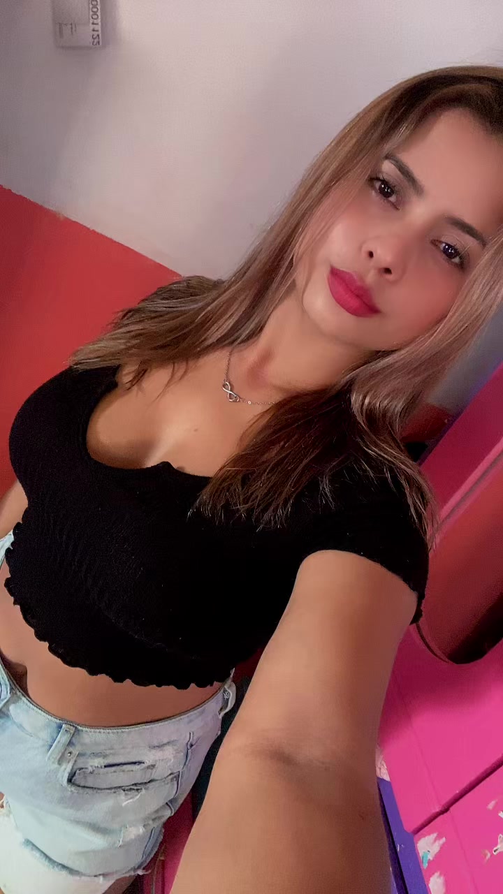 @elena🍒😌