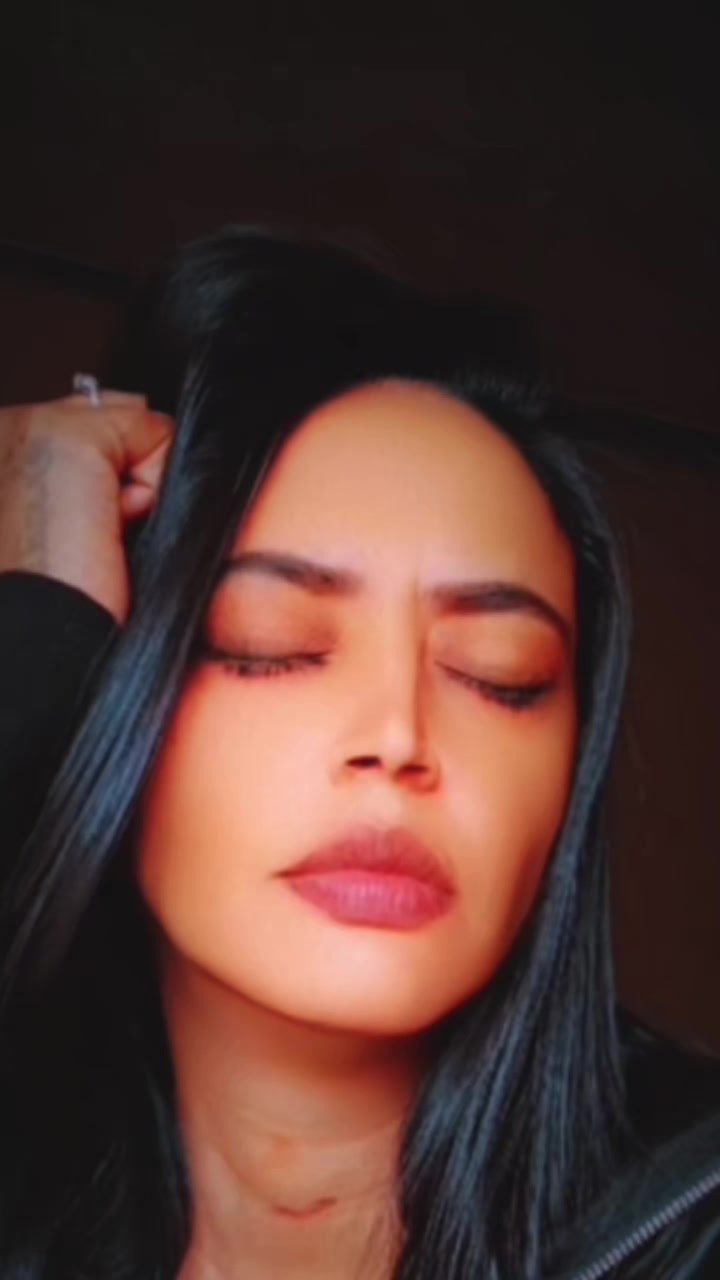 @Mirchi_Najariya™ 🎧