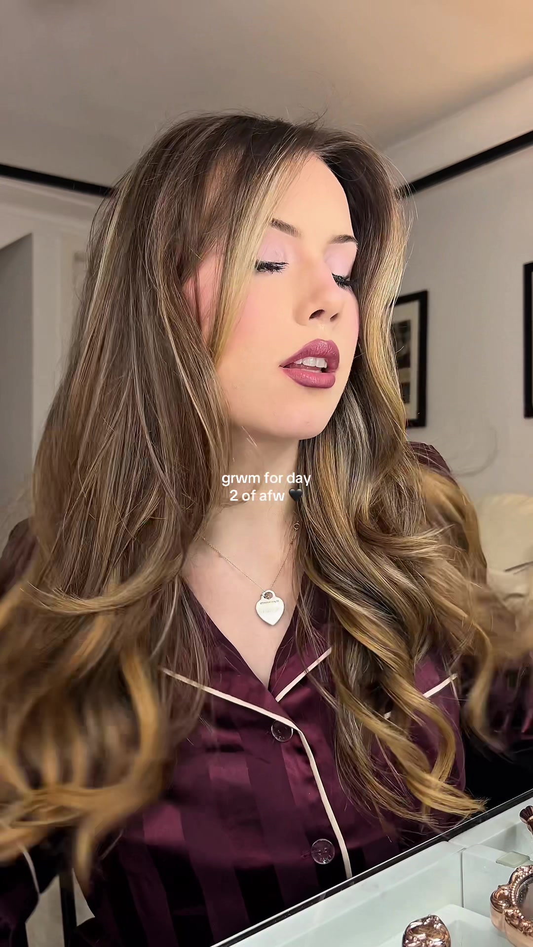 @innasya 🖤🪆💫