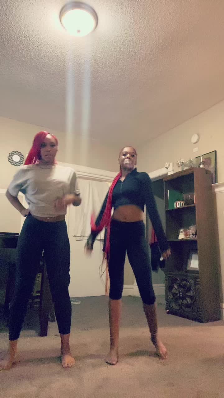 @ellaab💋