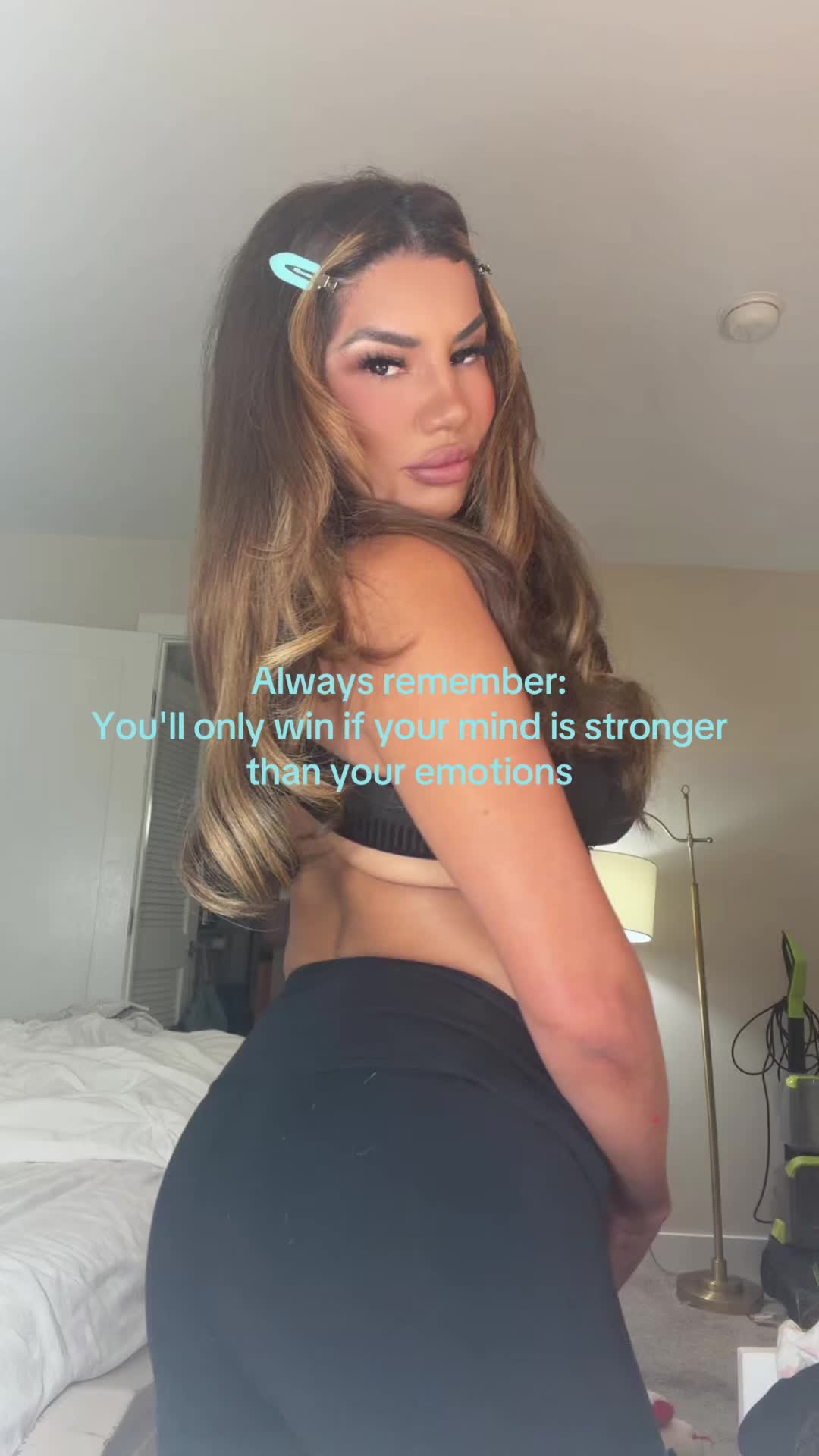 @Toomuchclass_