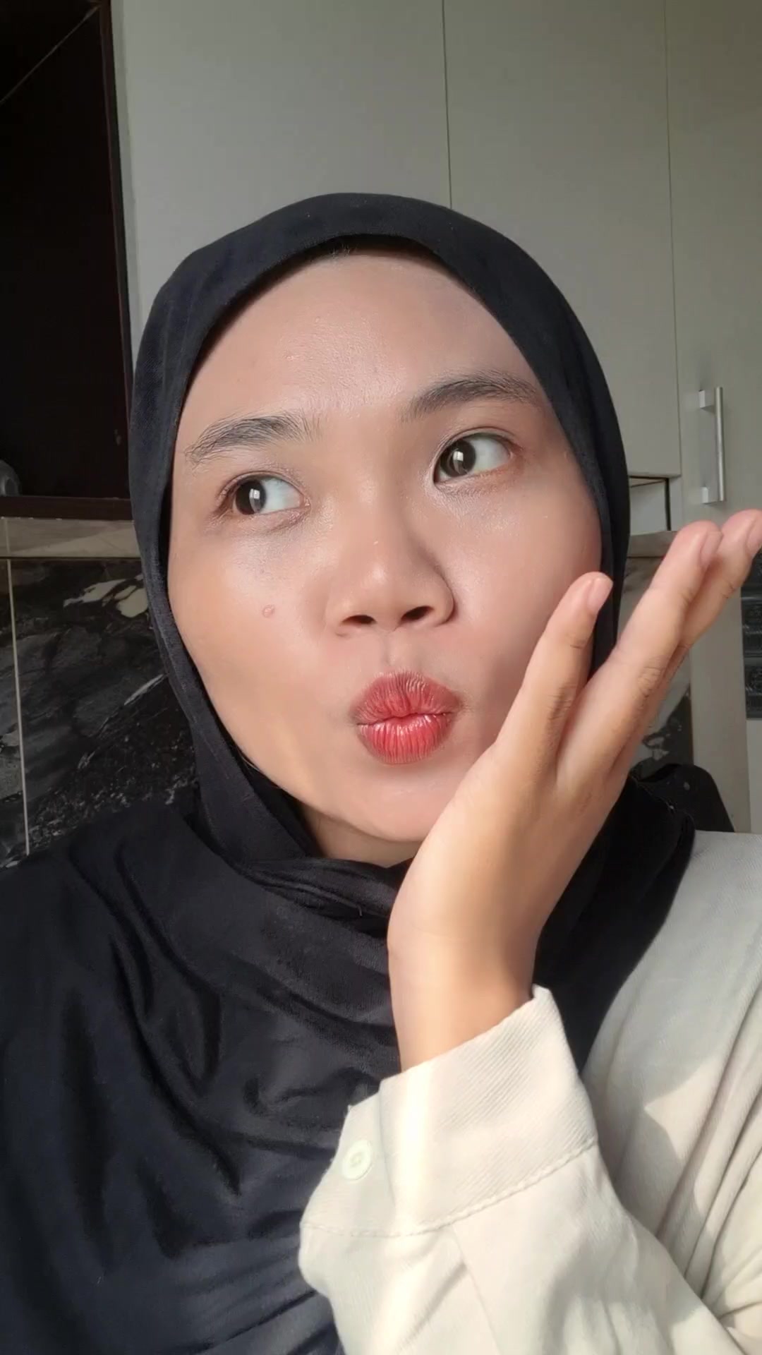 @Flyora indonesia